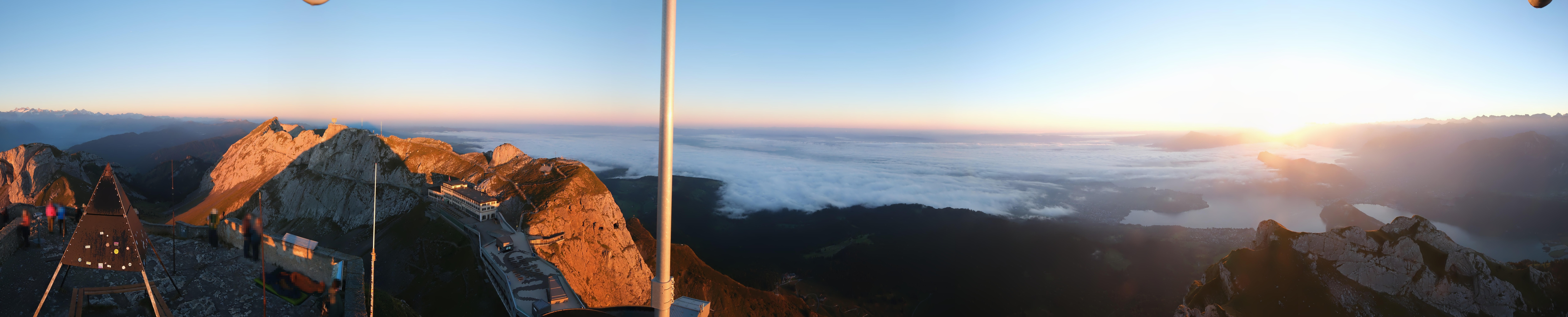 Archiv Foto Webcam Pilatus: Bergstation Kulm