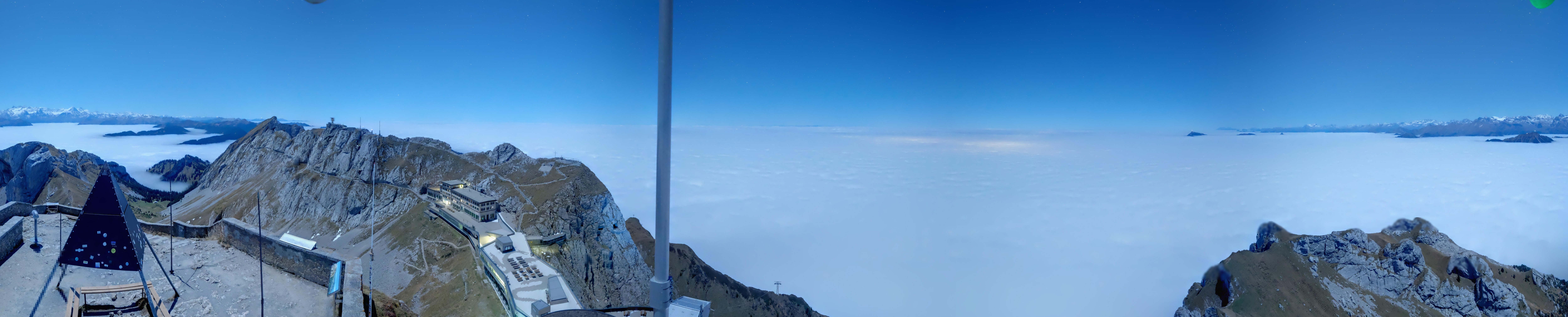 Archiv Foto Webcam Pilatus: Bergstation Kulm