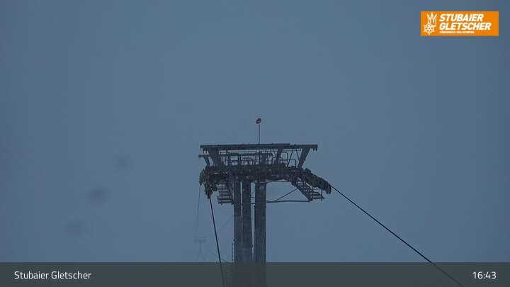 Archiv Foto Webcam Stubaier Gletscher: Ausblick Fernau Bergstation