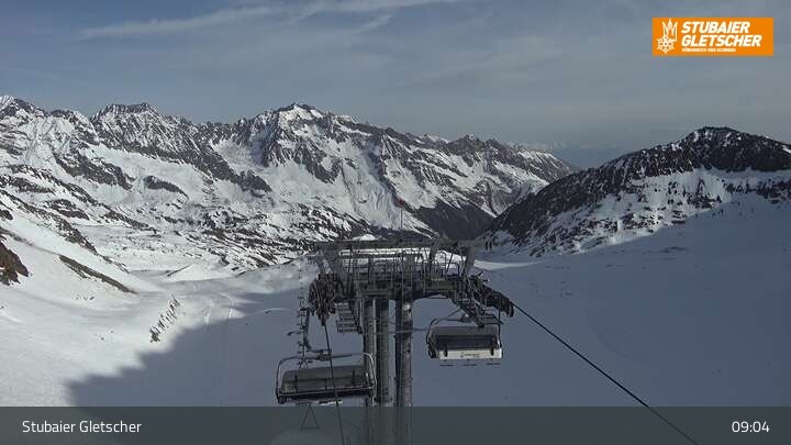 Archiv Foto Webcam Stubaier Gletscher: Ausblick Fernau Bergstation