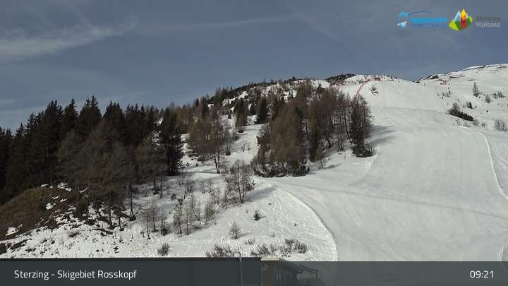 Archived image Webcam Rosskopf - mountain restaurant Roßstodl