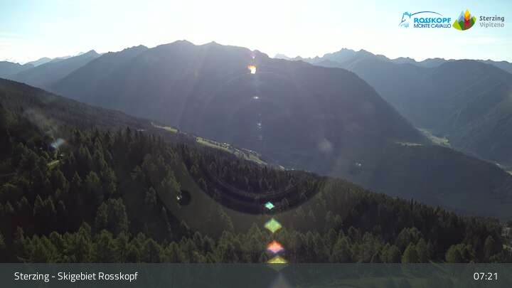 Archived image Webcam Rosskopf - mountain restaurant Roßstodl