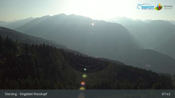 Archived image Webcam Rosskopf - mountain restaurant Roßstodl