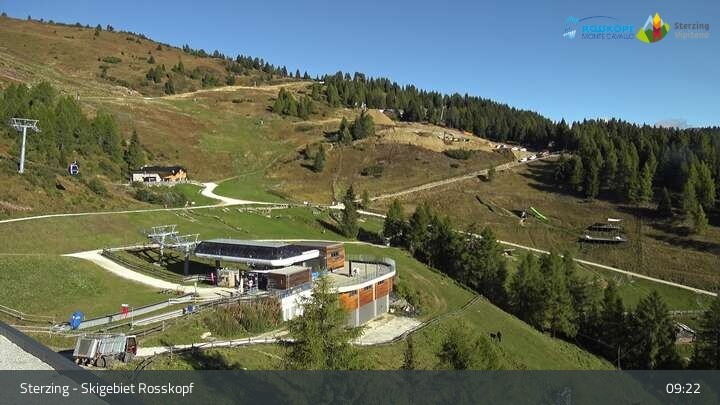 Archived image Webcam Rosskopf - mountain restaurant Roßstodl
