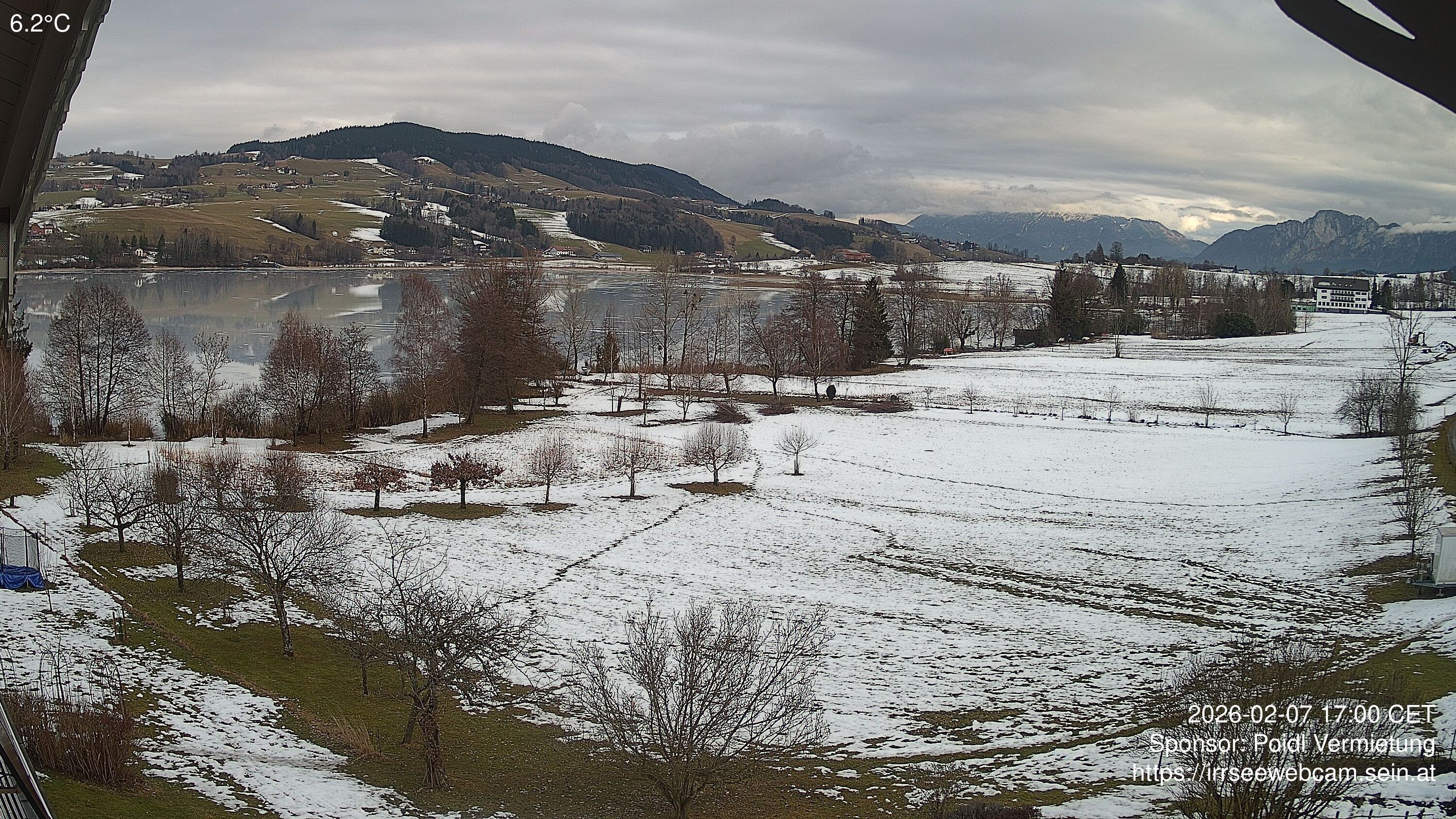 Archived image Webcam Lake Irrsee in Upper Austria
