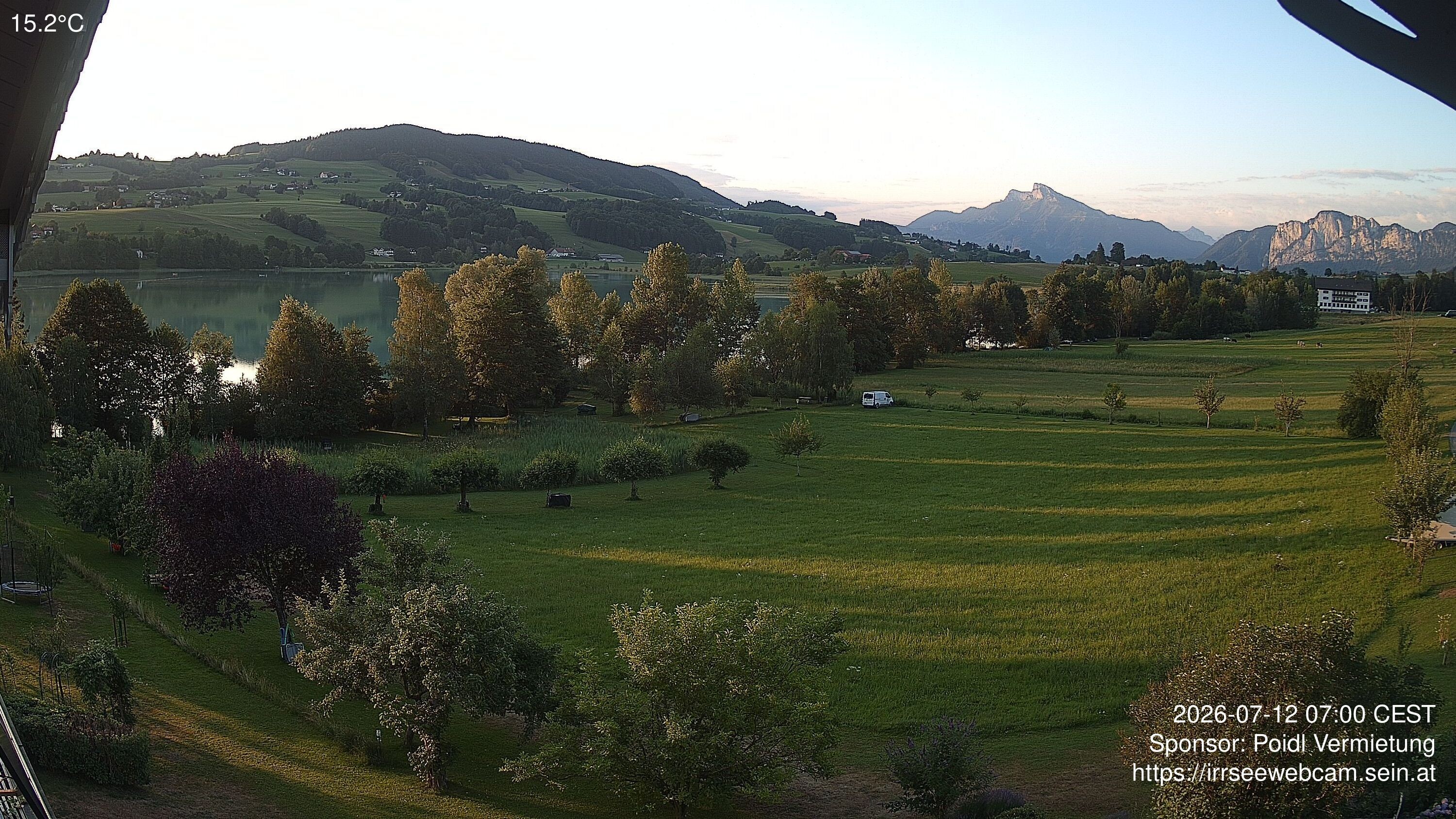 Archived image Webcam Lake Irrsee in Upper Austria