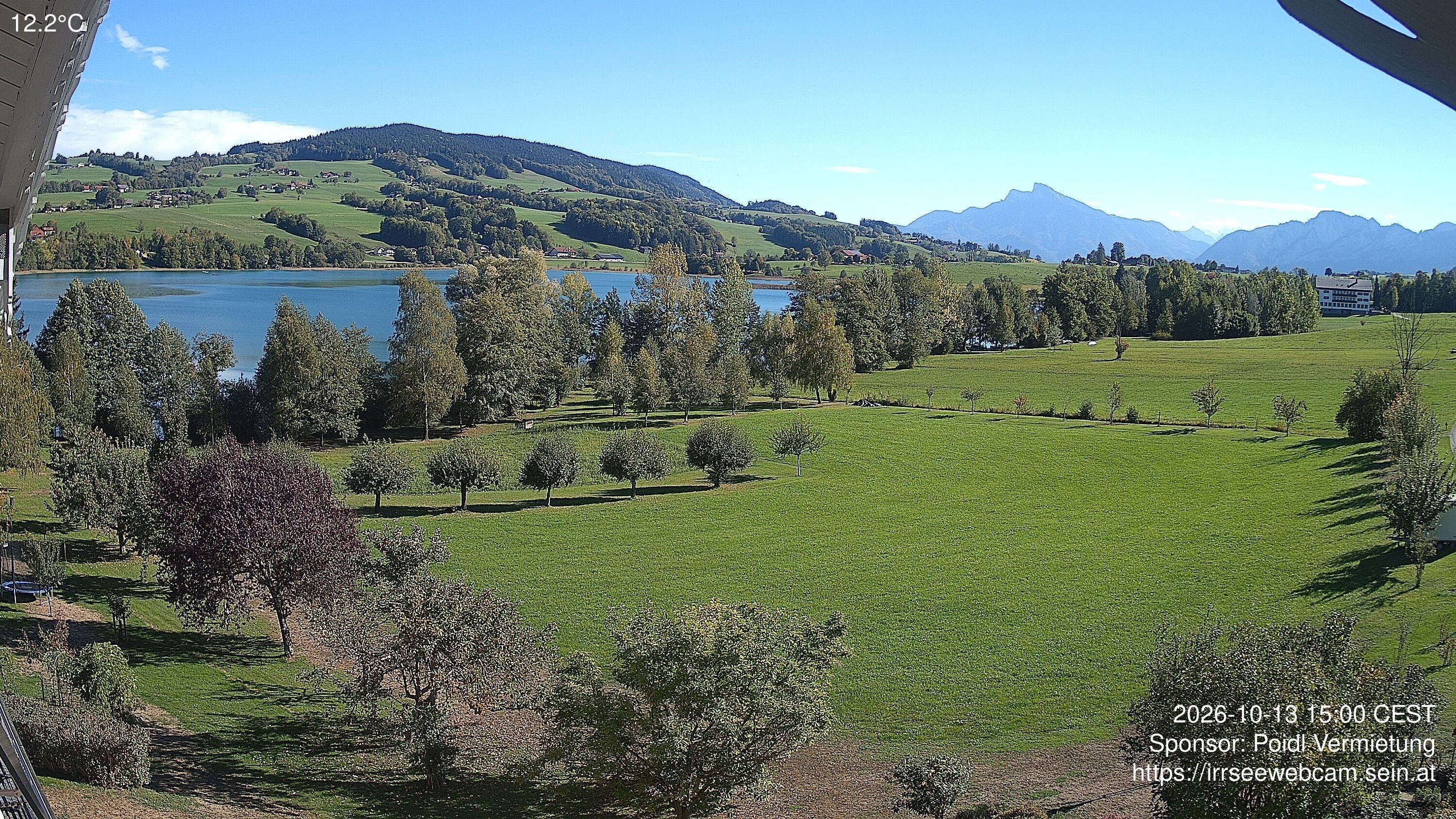 Archived image Webcam Lake Irrsee in Upper Austria