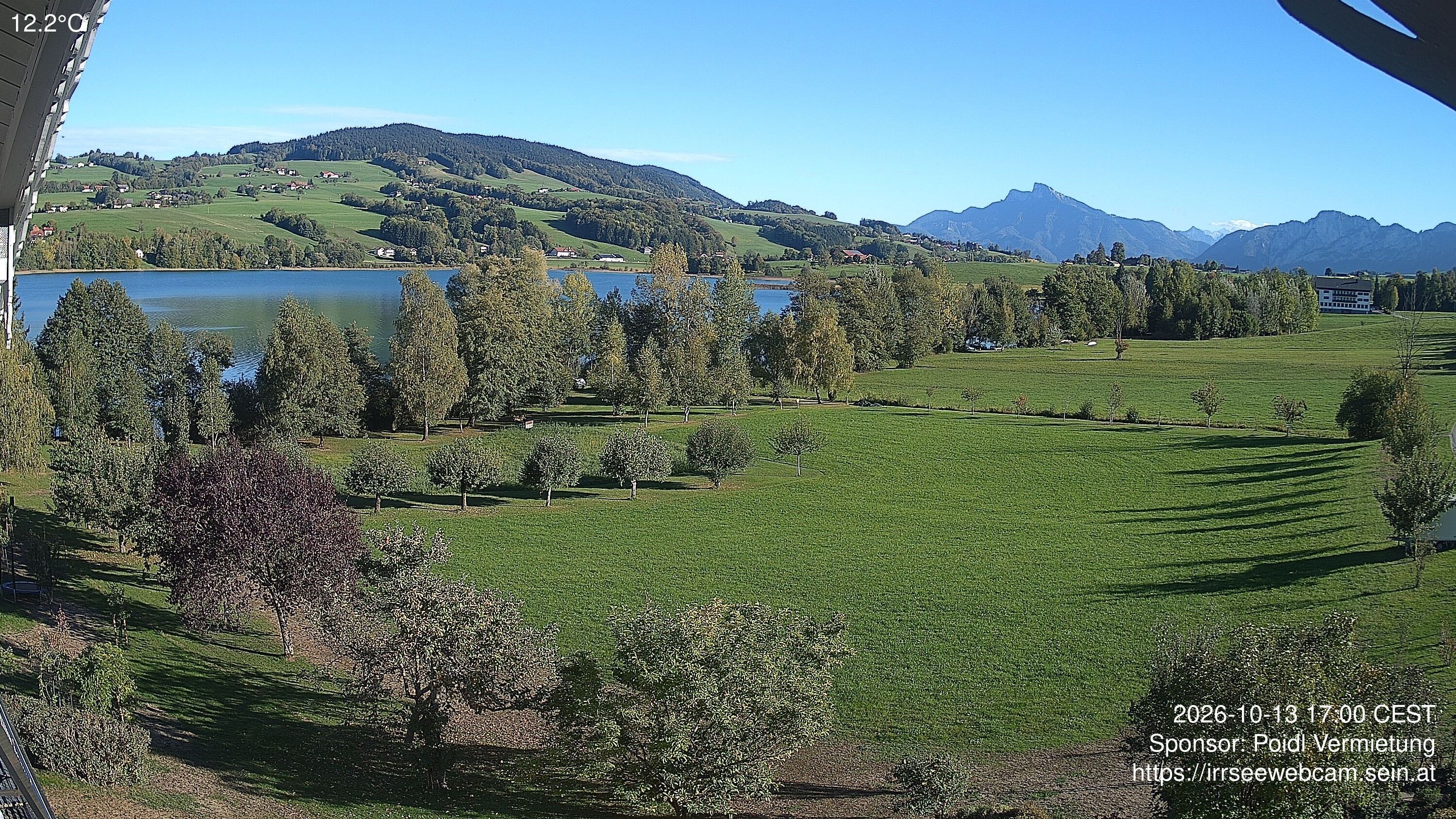 Archived image Webcam Lake Irrsee in Upper Austria