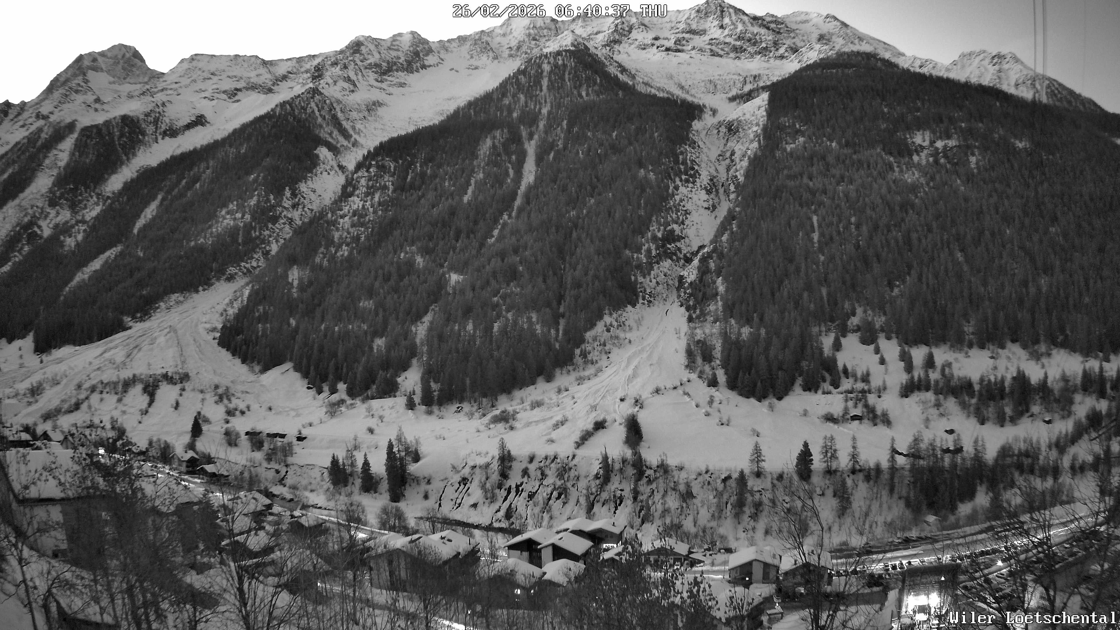 Archived image Webcam Lötschental Valley - View Wilerhorn and Bietschhorn