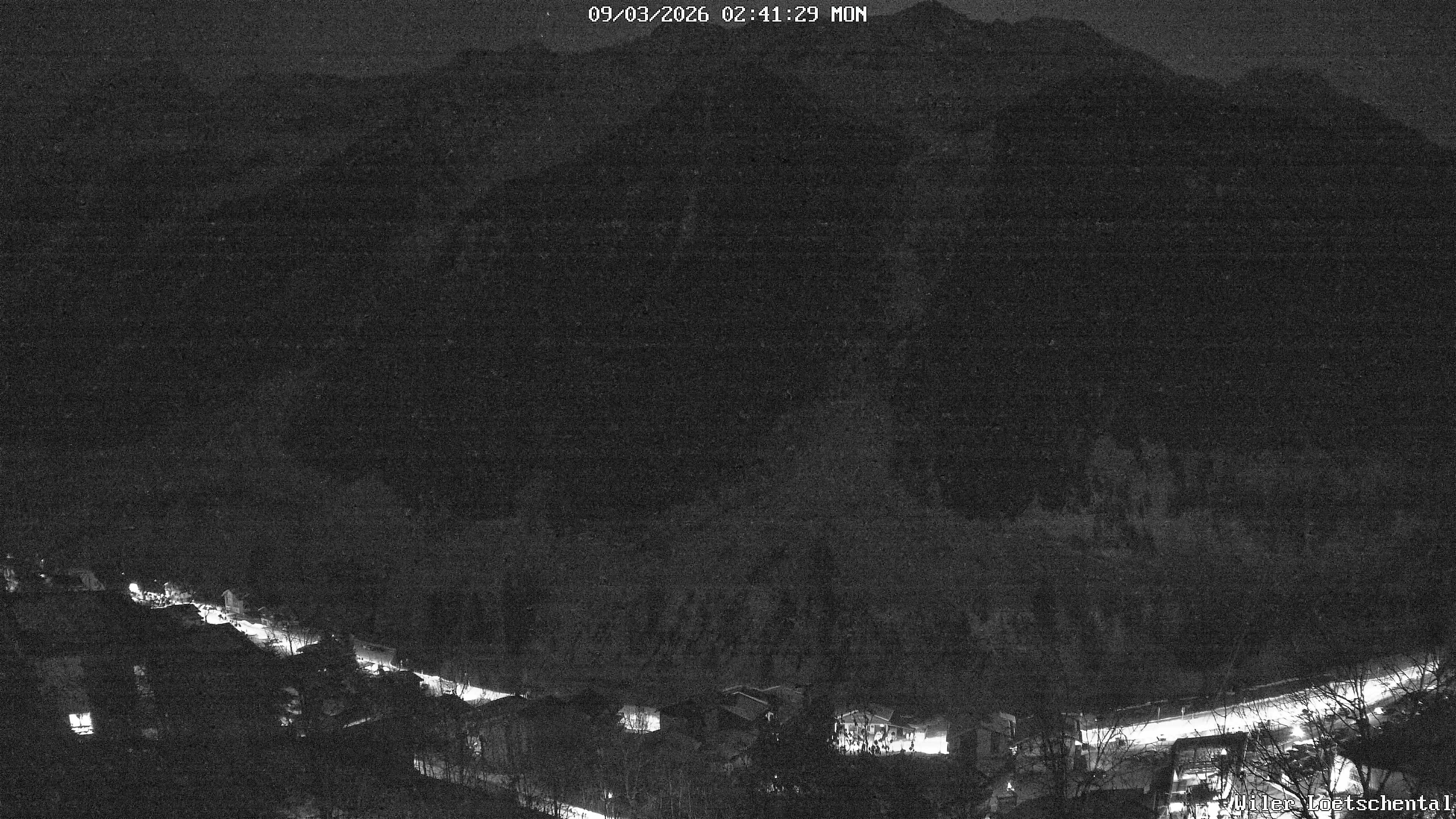 Archiv Foto Webcam Lötschental: Blick auf Wilerhorn und Bietschhorn