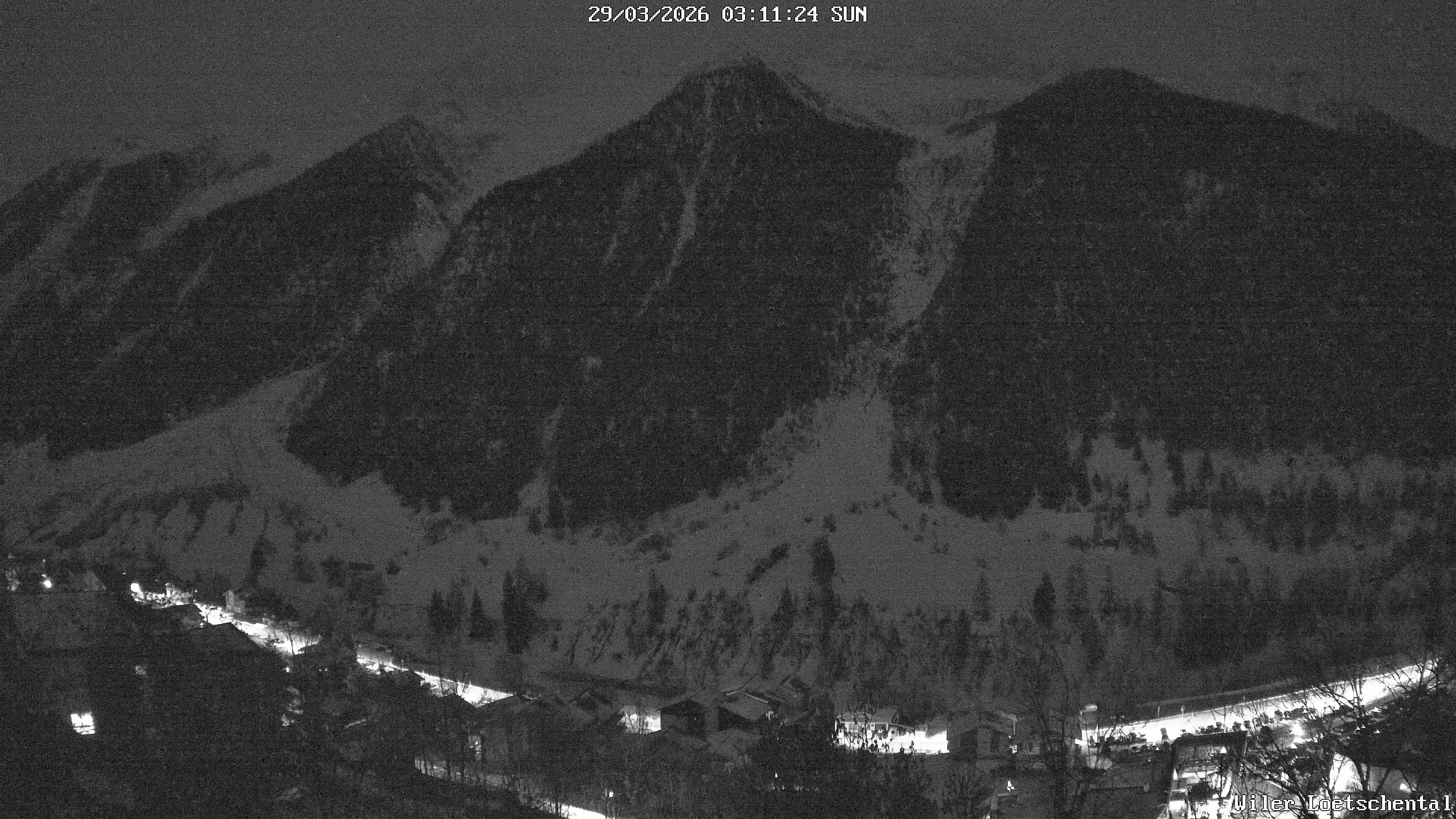 Archiv Foto Webcam Lötschental: Blick auf Wilerhorn und Bietschhorn