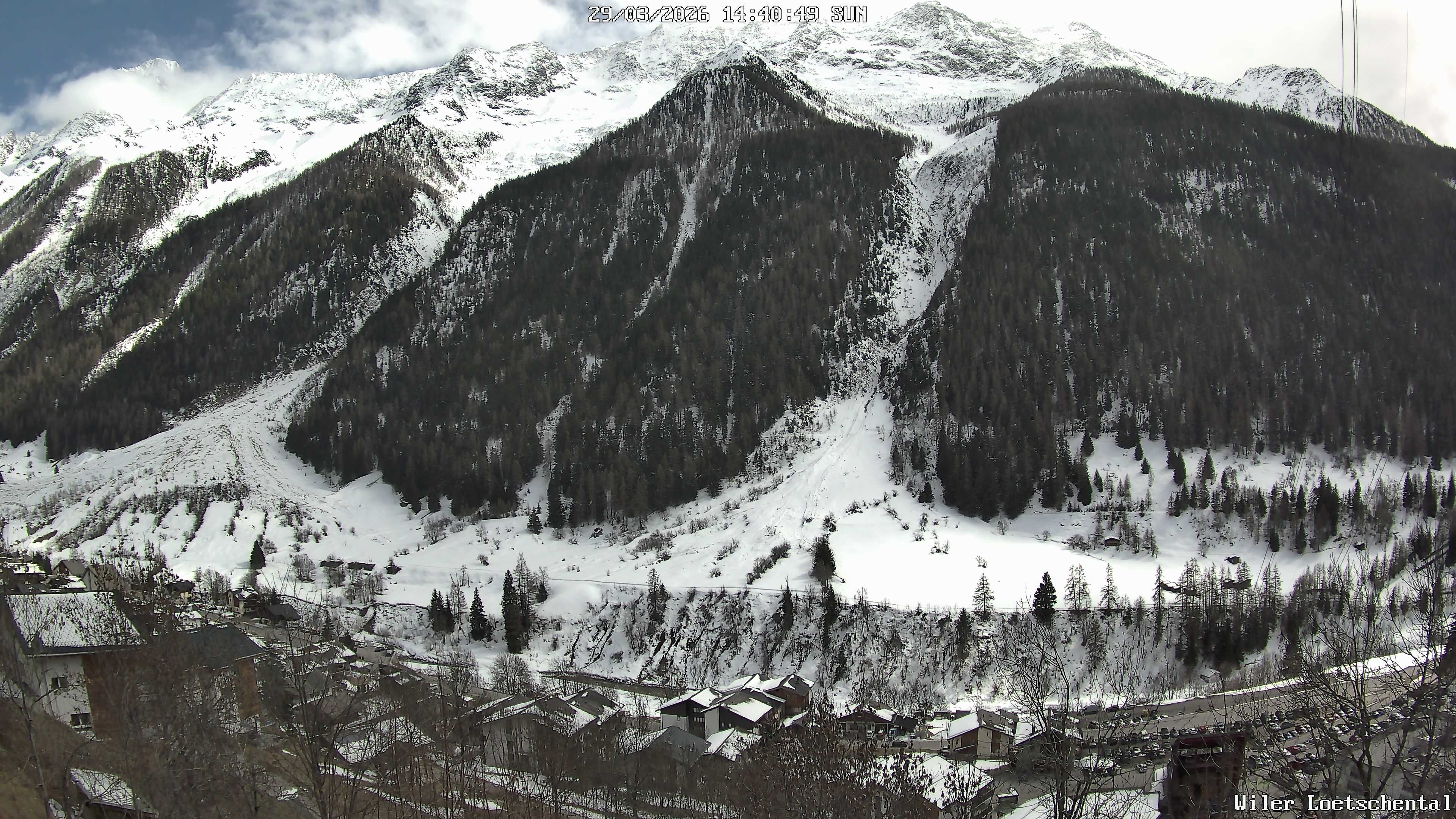 Archiv Foto Webcam Lötschental: Blick auf Wilerhorn und Bietschhorn