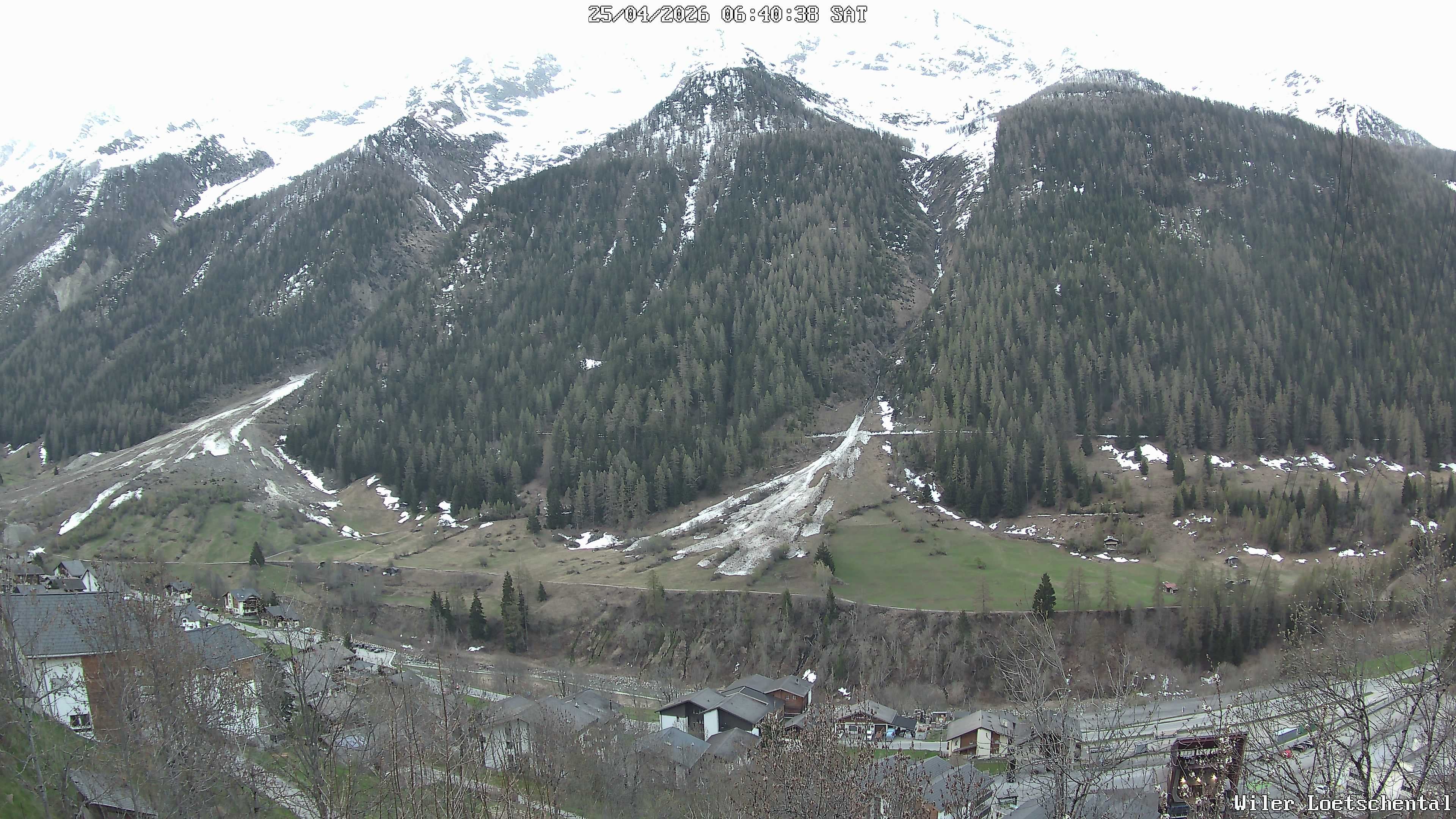 Archived image Webcam Lötschental Valley - View Wilerhorn and Bietschhorn