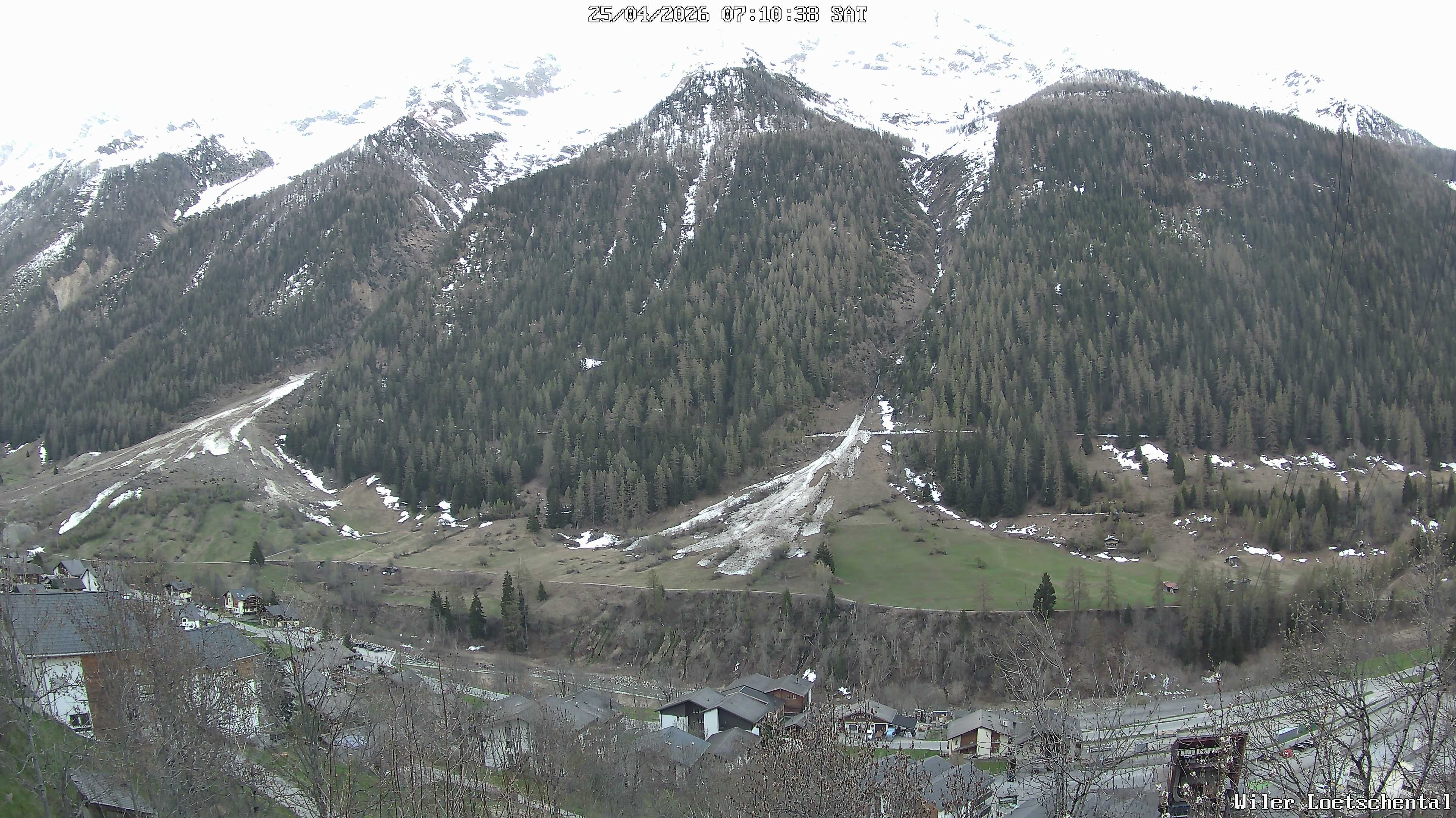 Archived image Webcam Lötschental Valley - View Wilerhorn and Bietschhorn