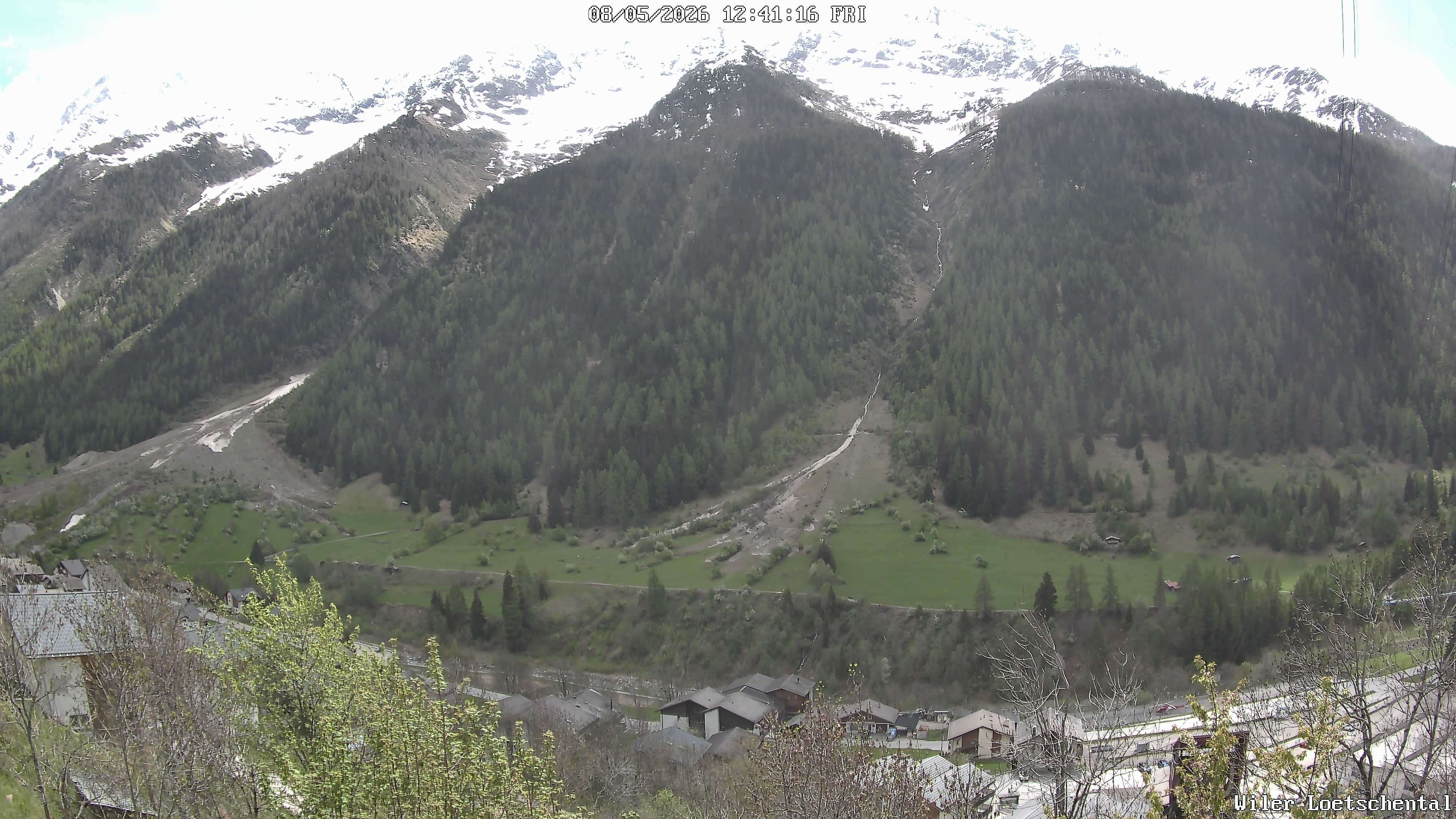 Archived image Webcam Lötschental Valley - View Wilerhorn and Bietschhorn