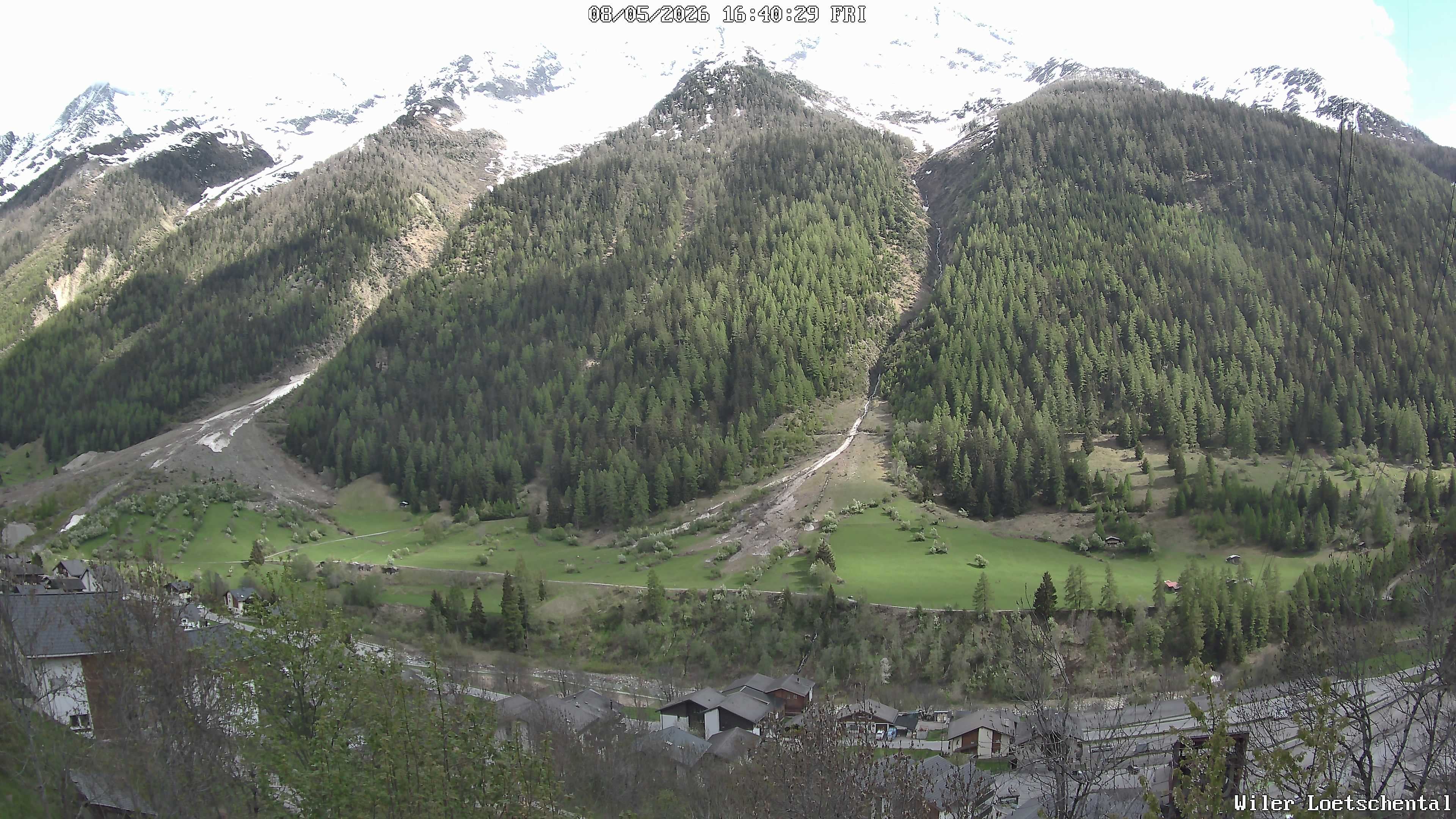 Archived image Webcam Lötschental Valley - View Wilerhorn and Bietschhorn