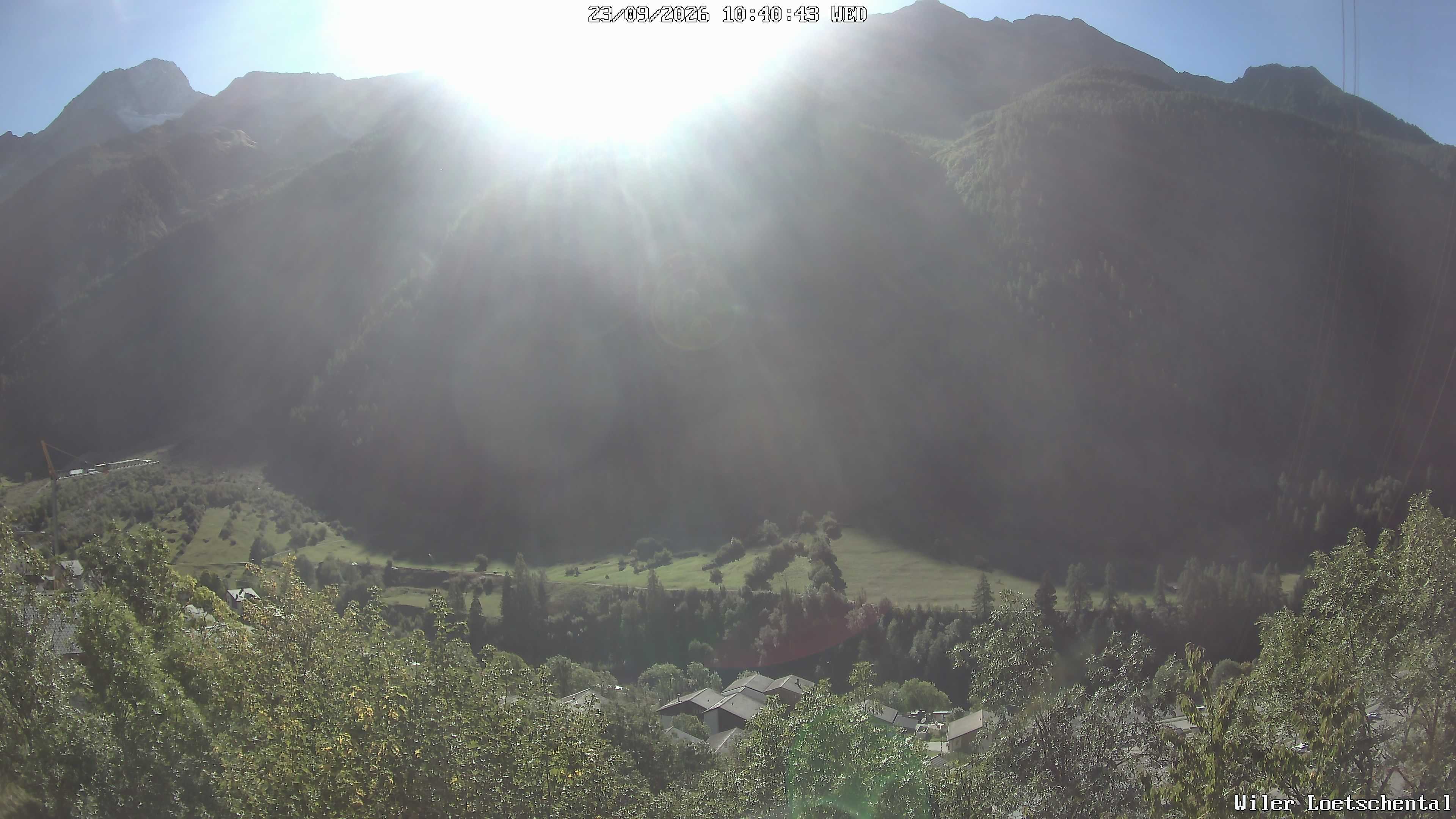 Archiv Foto Webcam Lötschental: Blick auf Wilerhorn und Bietschhorn