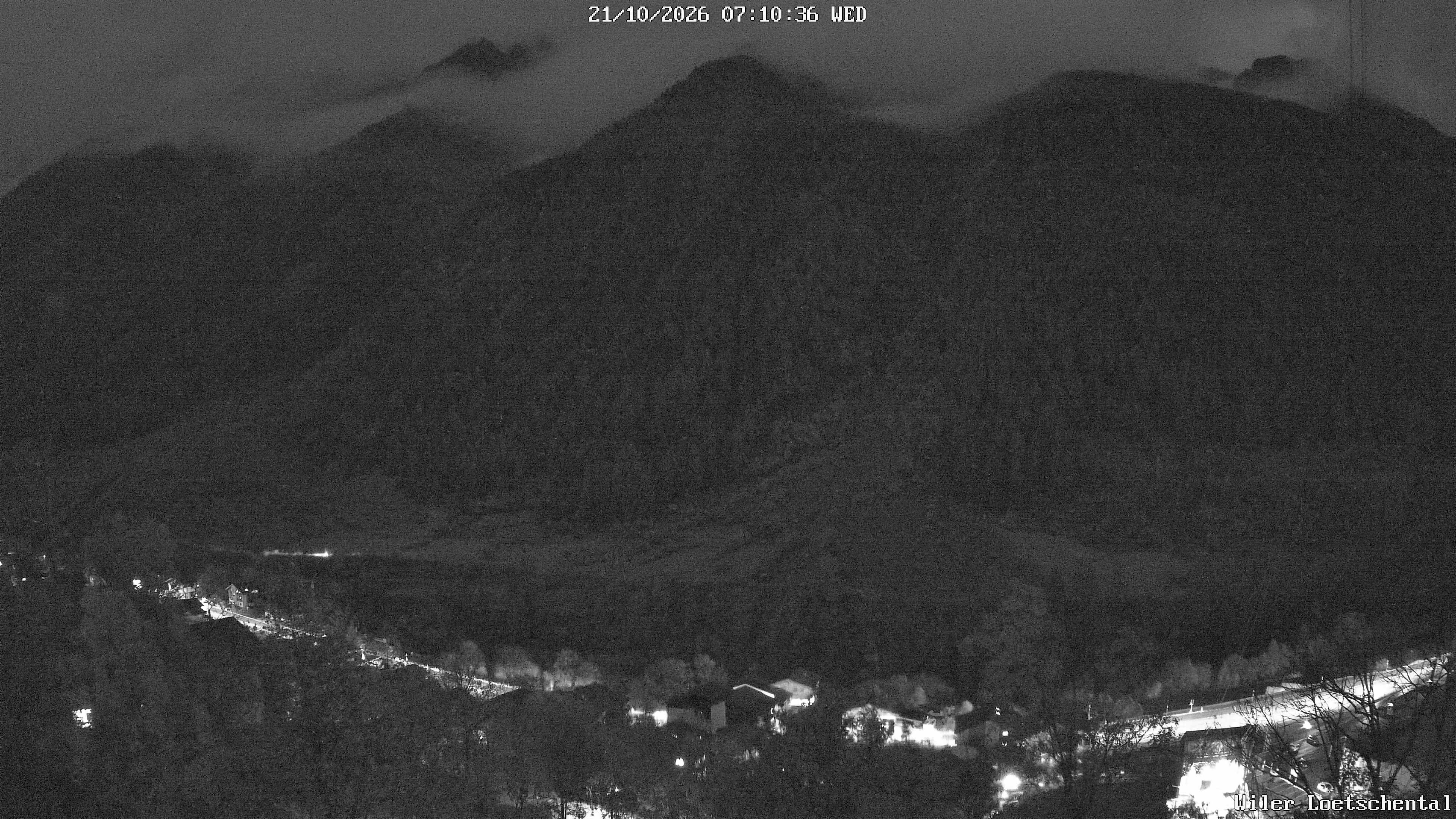 Archiv Foto Webcam Lötschental: Blick auf Wilerhorn und Bietschhorn