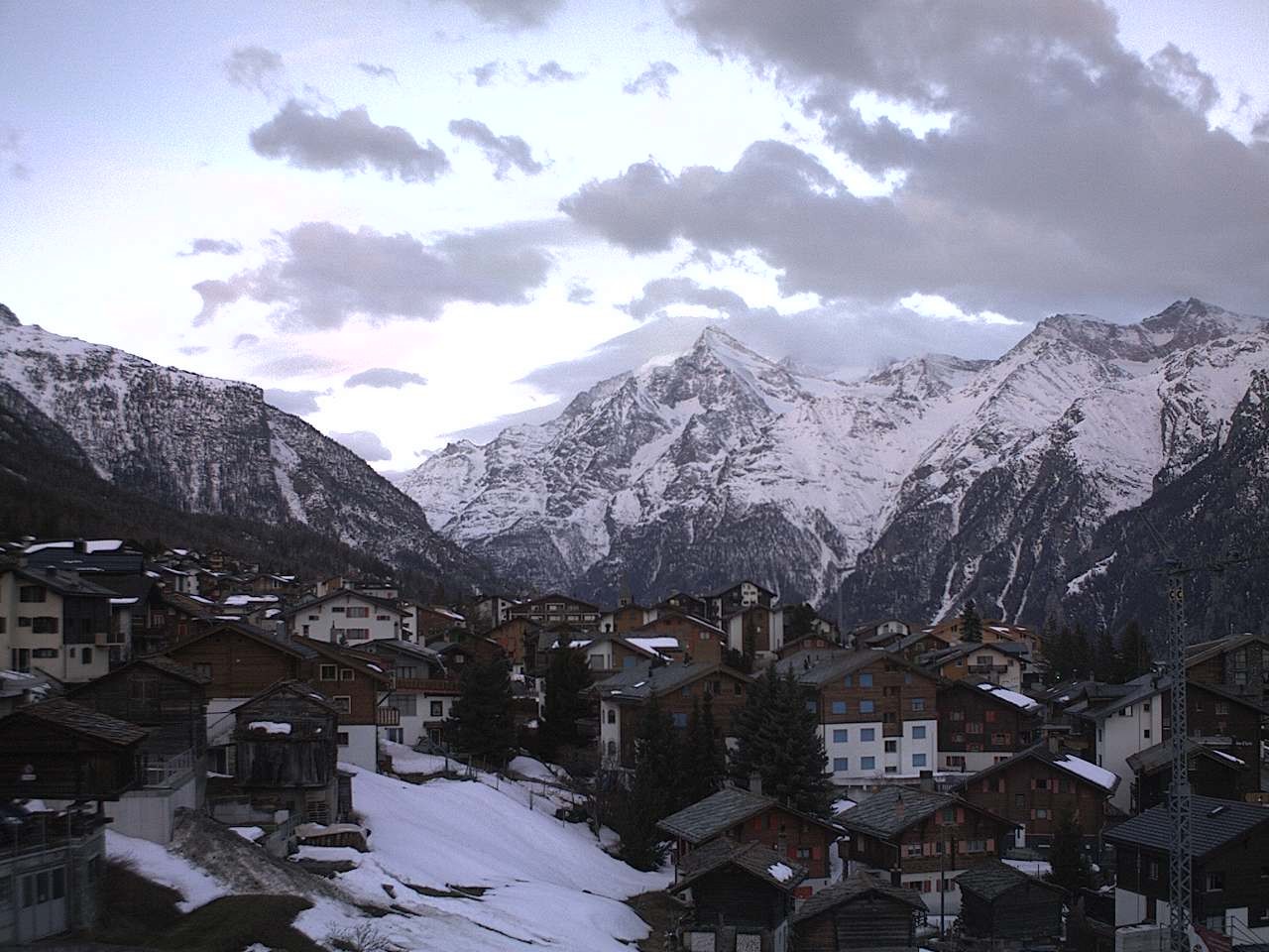 Archiv Foto Webcam Grächen: Ferienwohnungen Soldanella