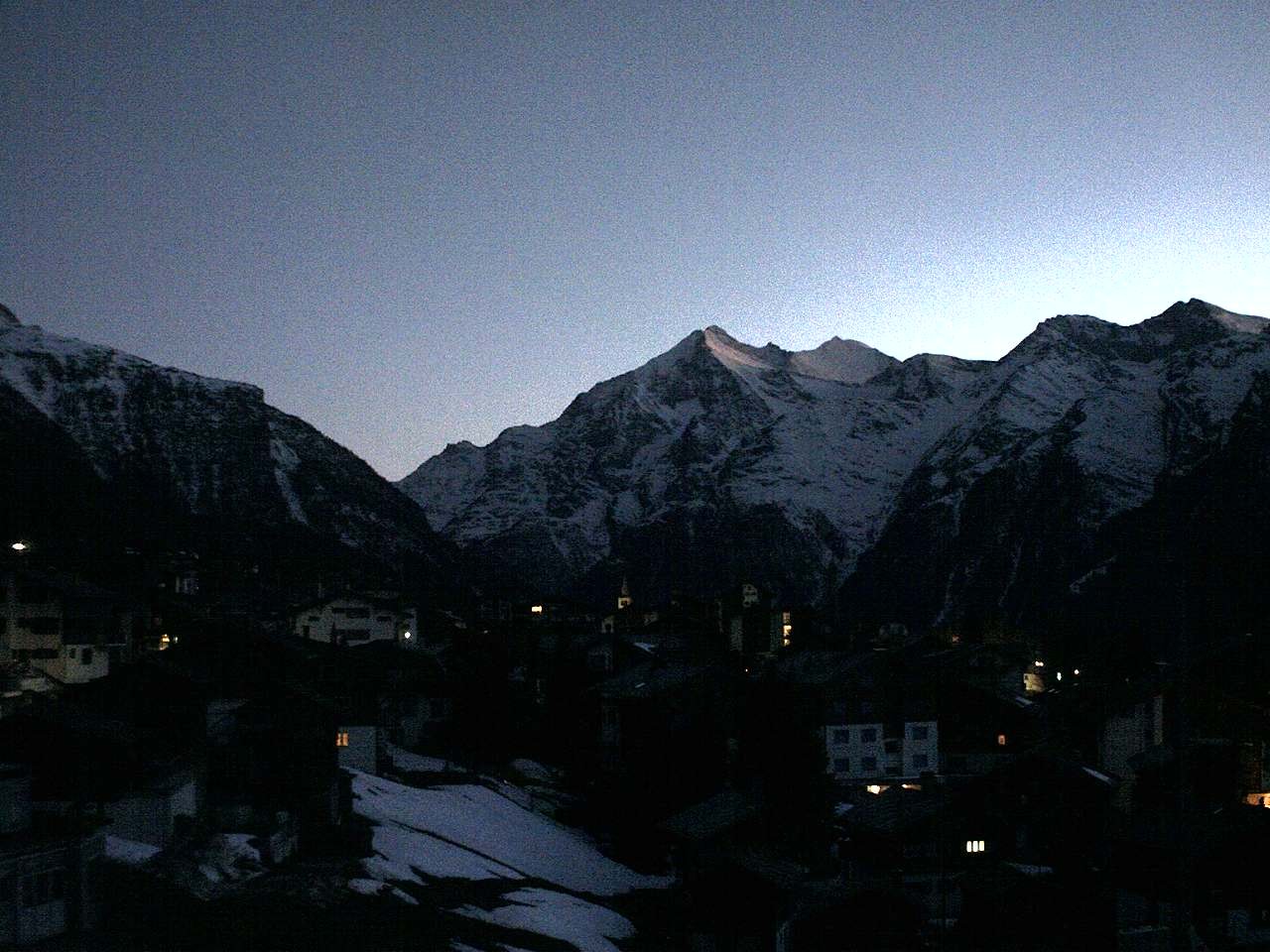 Archived image Webcam Grächen - Chalet Soldanella