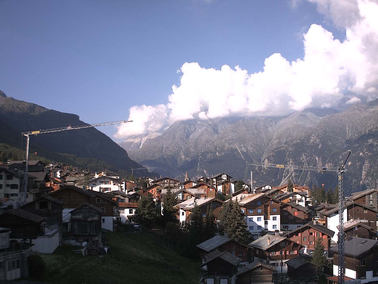 Archiv Foto Webcam Grächen: Ferienwohnungen Soldanella