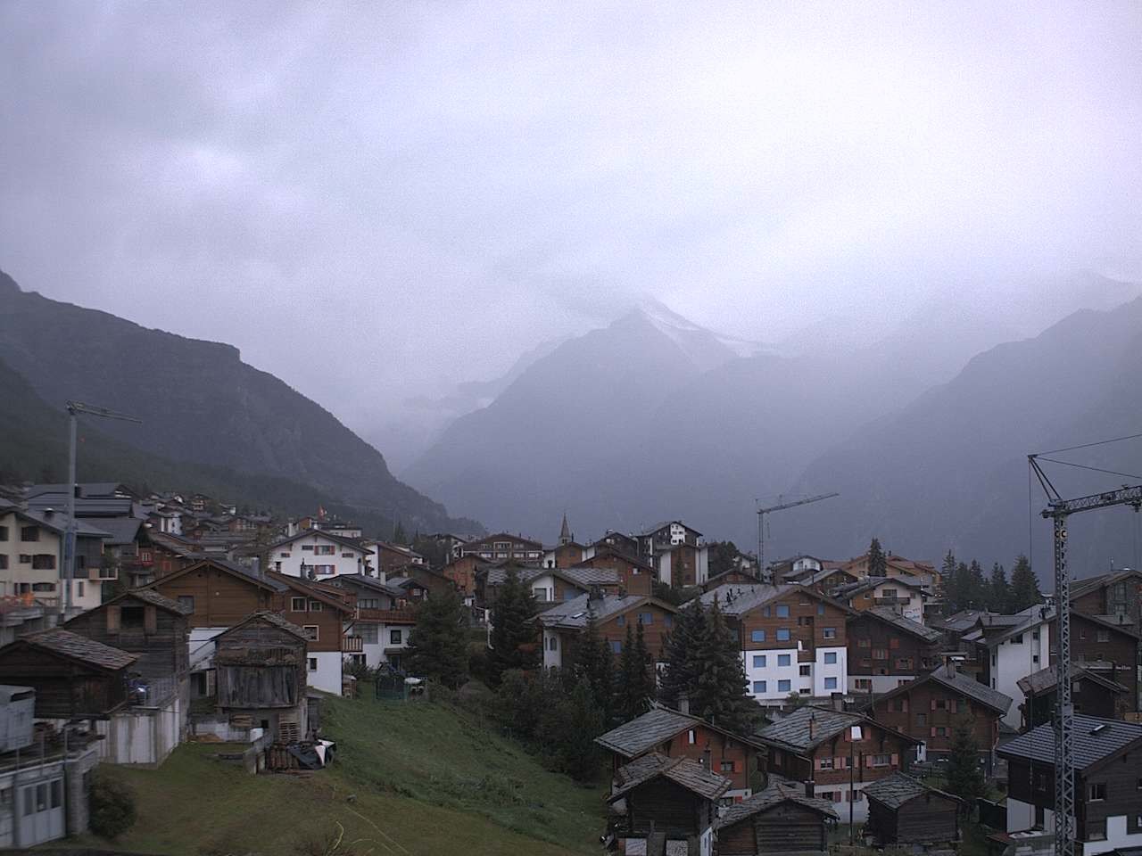 Archiv Foto Webcam Grächen: Ferienwohnungen Soldanella