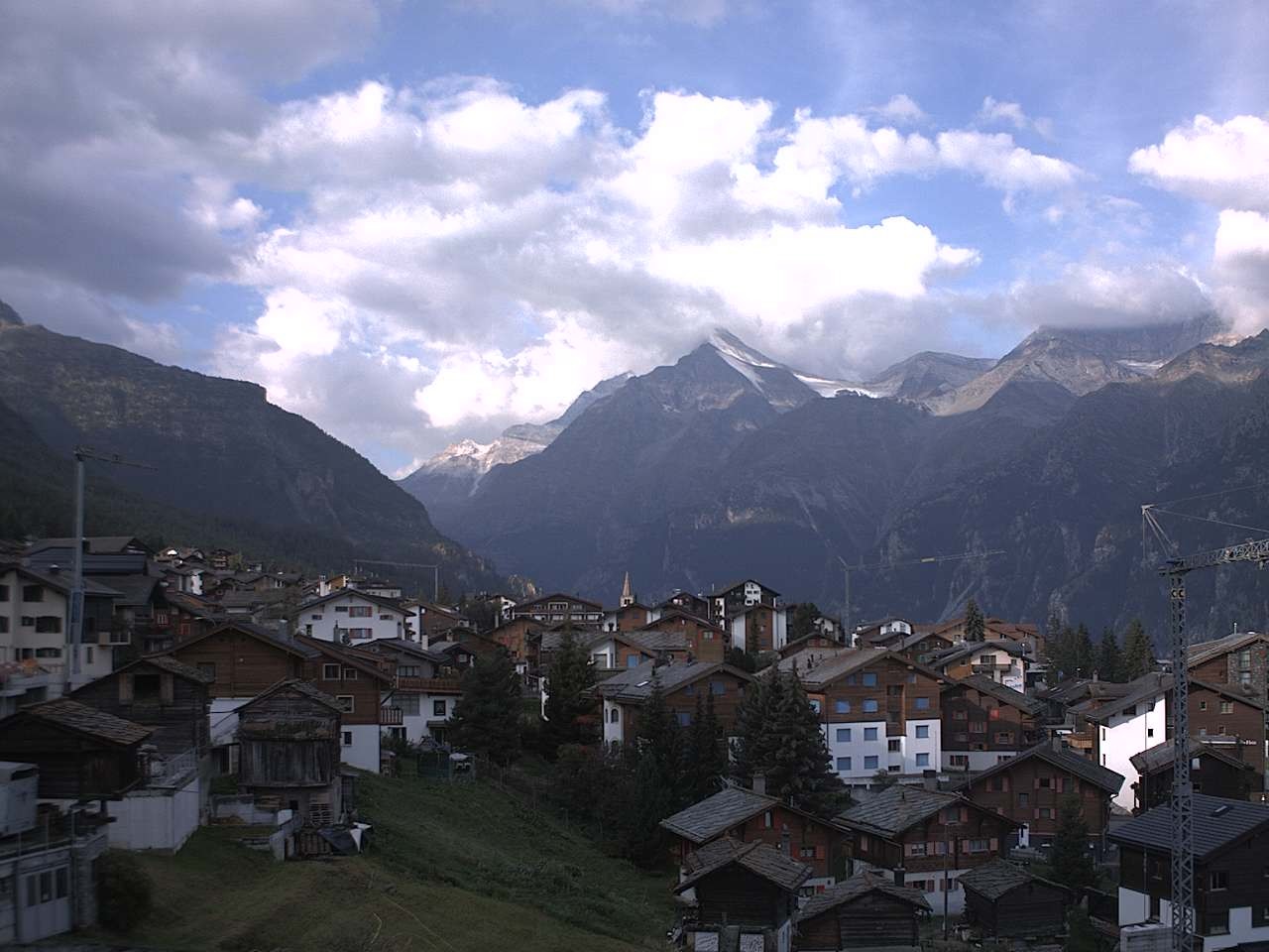 Archiv Foto Webcam Grächen: Ferienwohnungen Soldanella