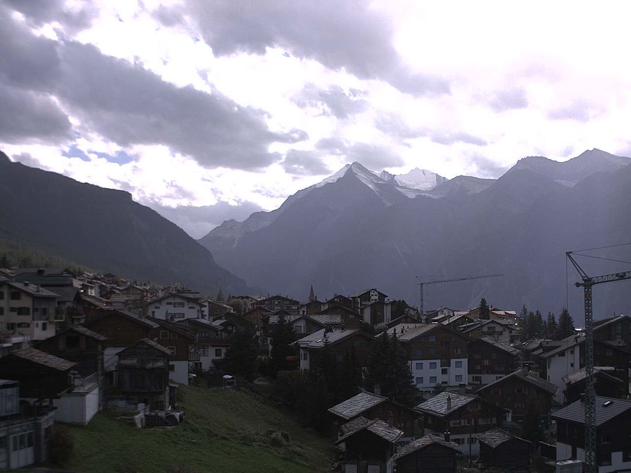 Archiv Foto Webcam Grächen: Ferienwohnungen Soldanella