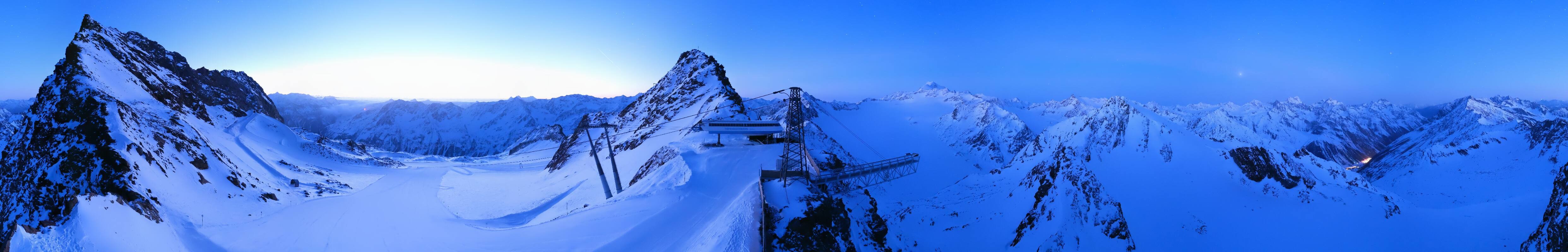 Archived image Webcam Sölden - Tiefenbach Glacier View Top Station