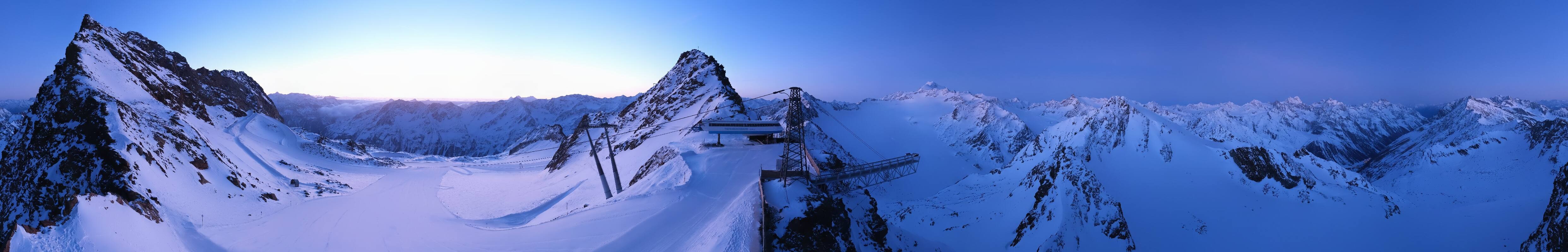 Archived image Webcam Sölden - Tiefenbach Glacier View Top Station
