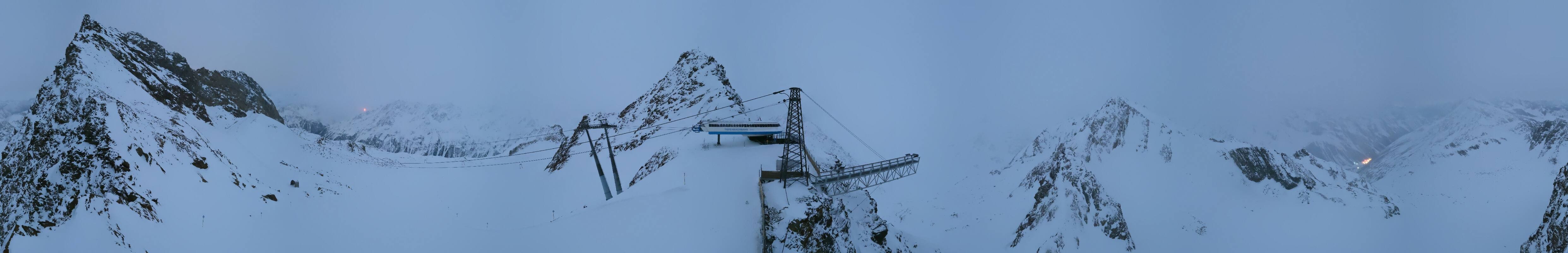 Archived image Webcam Sölden - Tiefenbach Glacier View Top Station