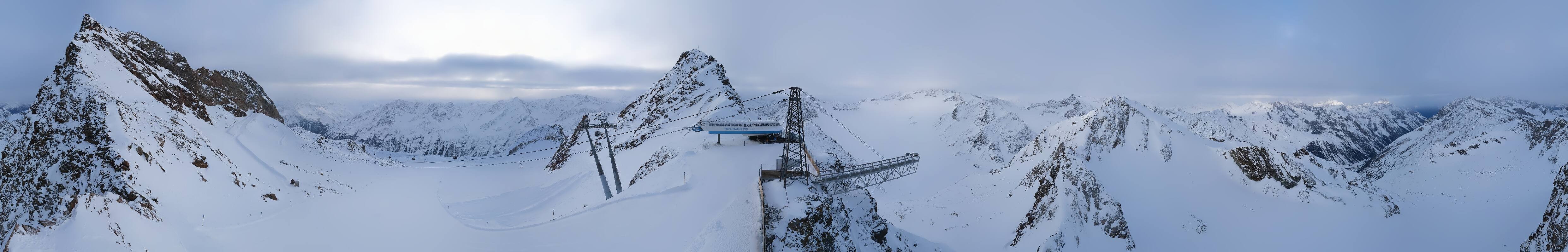 Archived image Webcam Sölden - Tiefenbach Glacier View Top Station