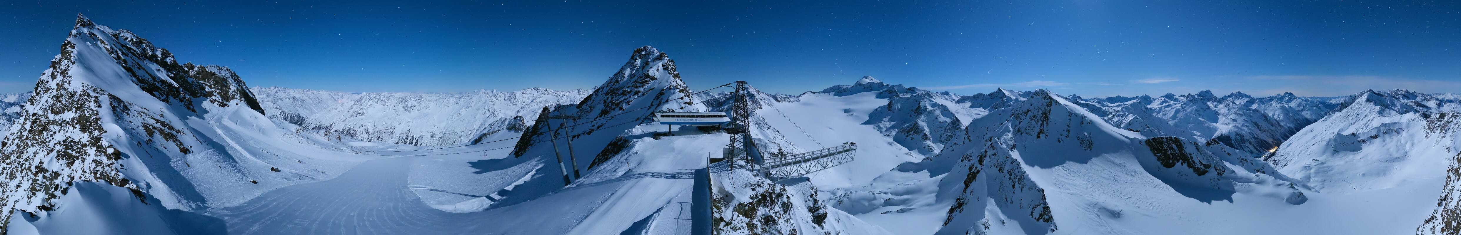 Archived image Webcam Sölden - Tiefenbach Glacier View Top Station