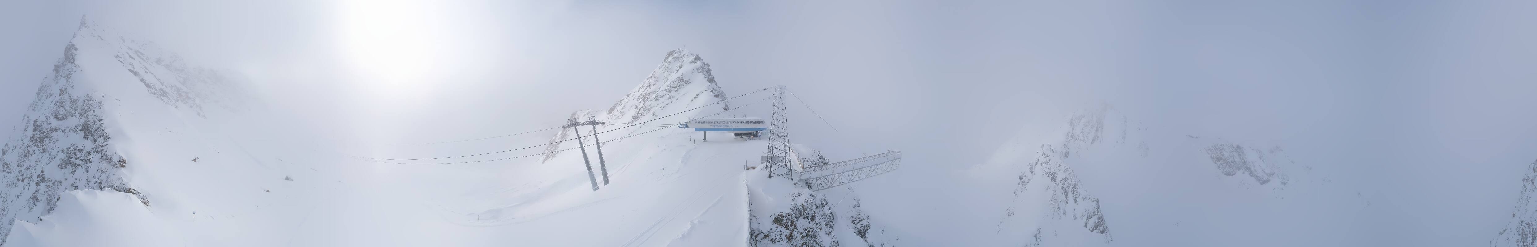 Archived image Webcam Sölden - Tiefenbach Glacier View Top Station