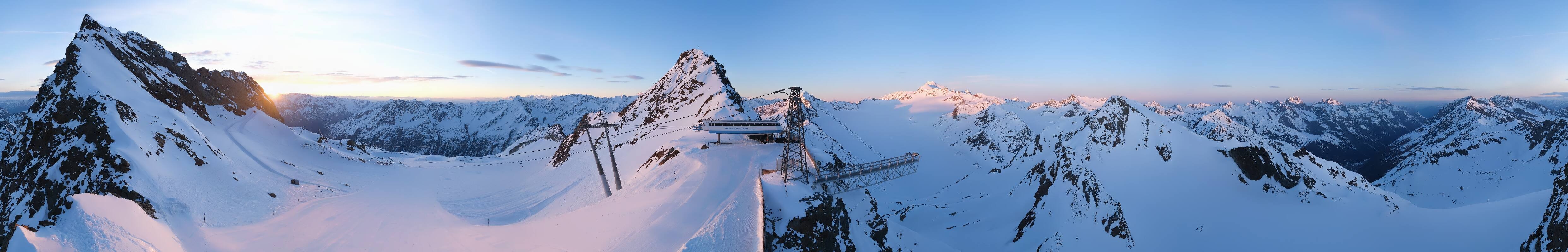 Archived image Webcam Sölden - Tiefenbach Glacier View Top Station