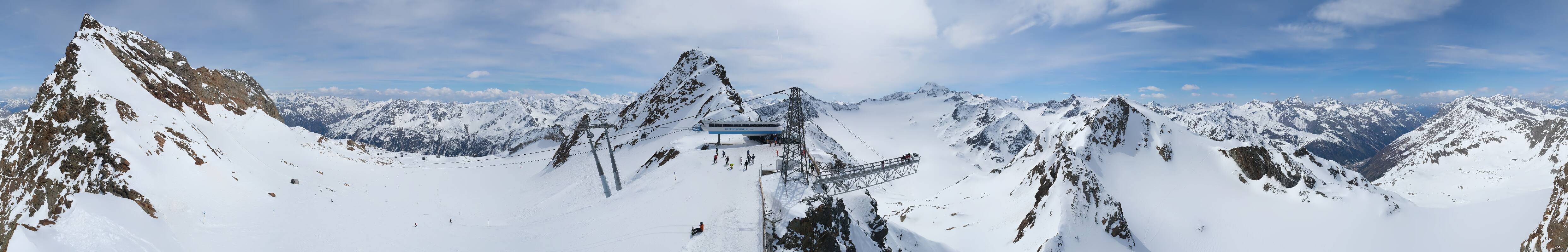 Archived image Webcam Sölden - Tiefenbach Glacier View Top Station