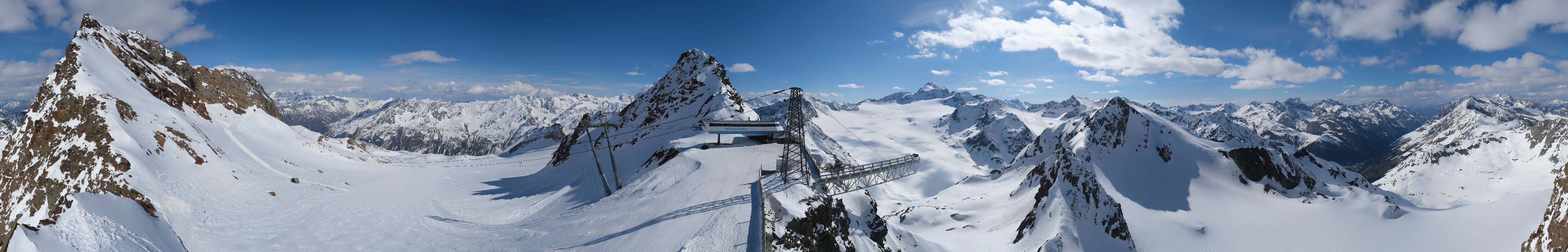 Archived image Webcam Sölden - Tiefenbach Glacier View Top Station