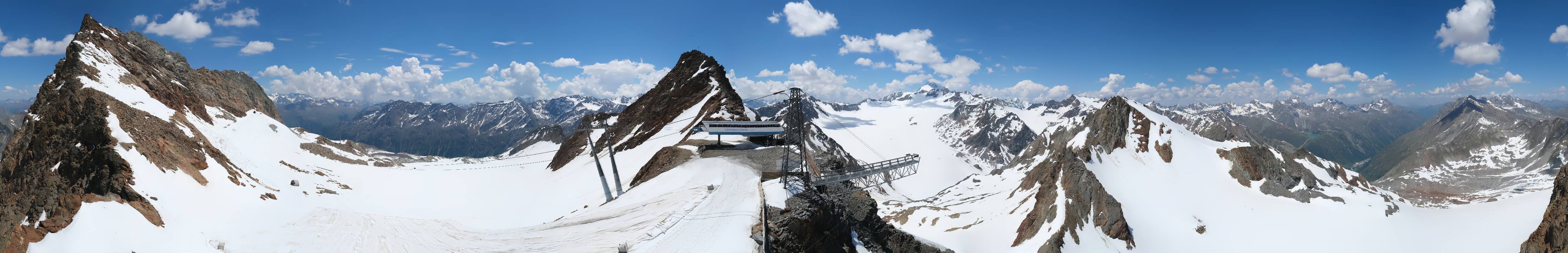 Archived image Webcam Sölden - Tiefenbach Glacier View Top Station