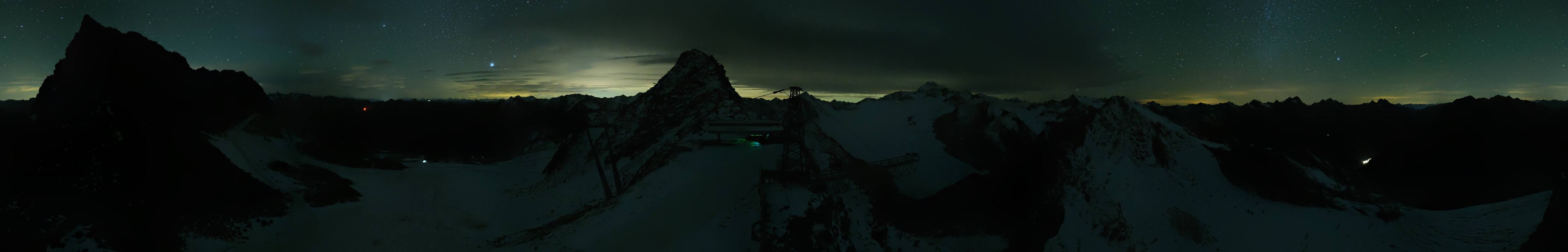 Archived image Webcam Sölden - Tiefenbach Glacier View Top Station