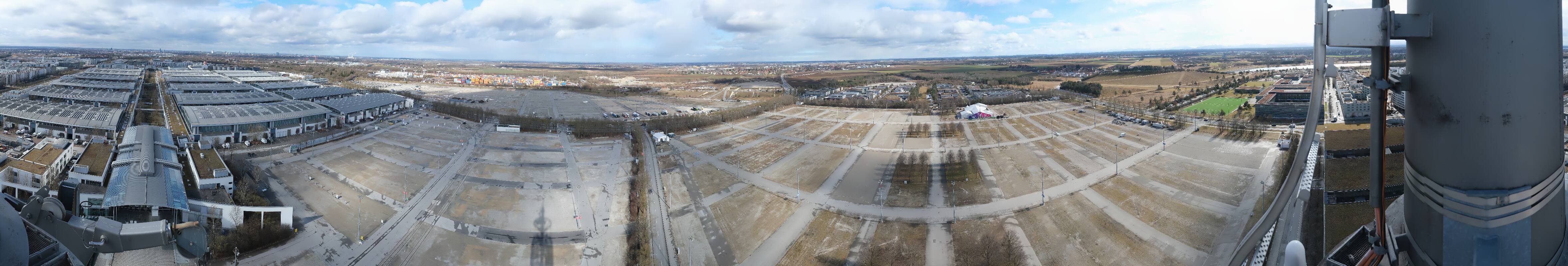 Archiv Foto Webcam München: Messeturm Riem (Messestadt Ost)