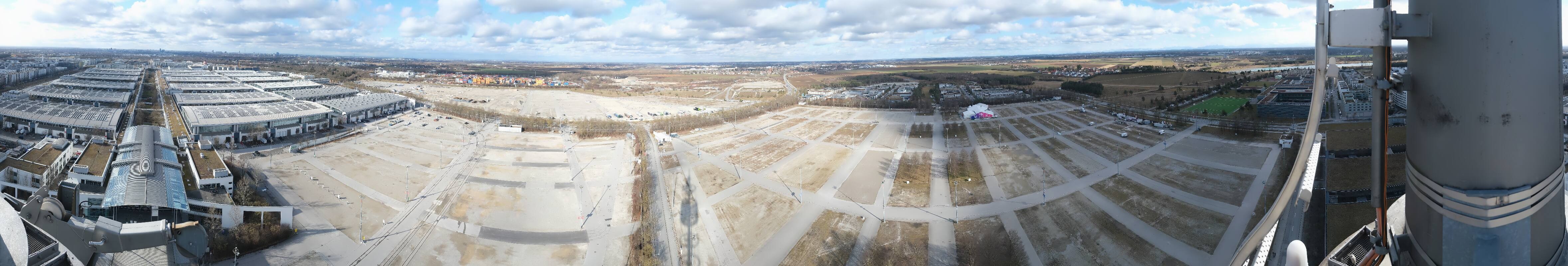 Archiv Foto Webcam München: Messeturm Riem (Messestadt Ost)