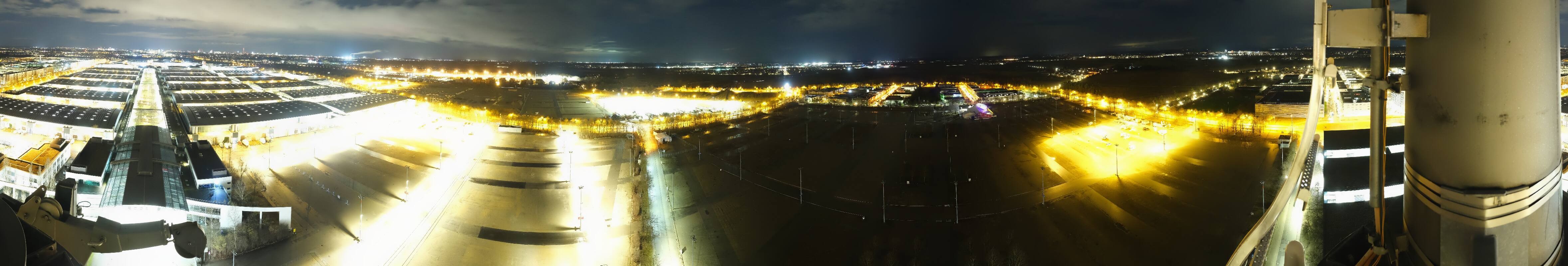 Archiv Foto Webcam München: Messeturm Riem (Messestadt Ost)