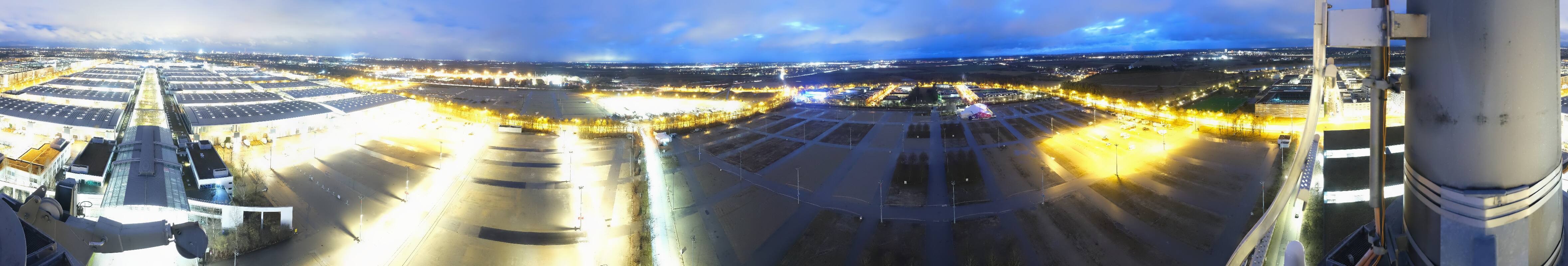 Archiv Foto Webcam München: Messeturm Riem (Messestadt Ost)