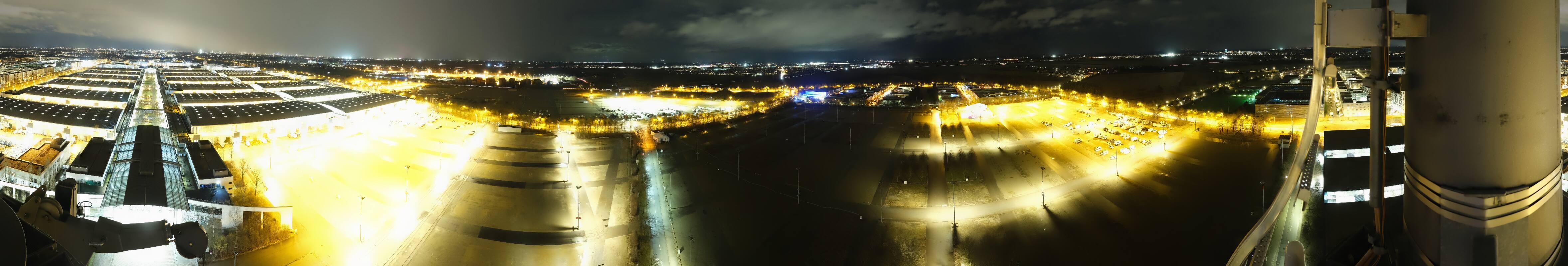 Archiv Foto Webcam München: Messeturm Riem (Messestadt Ost)