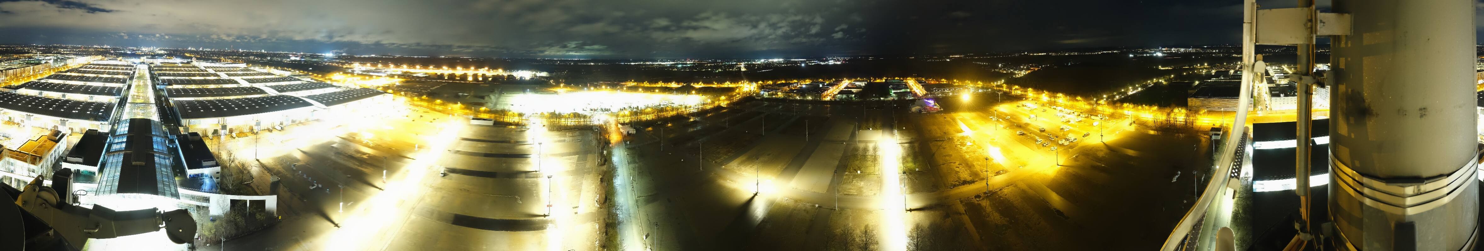 Archiv Foto Webcam München: Messeturm Riem (Messestadt Ost)