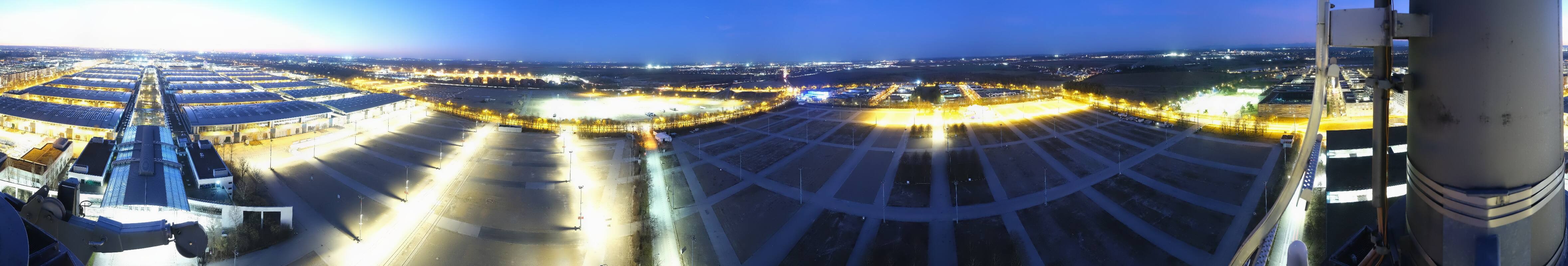 Archived image Webcam Munich: Messe München Riem