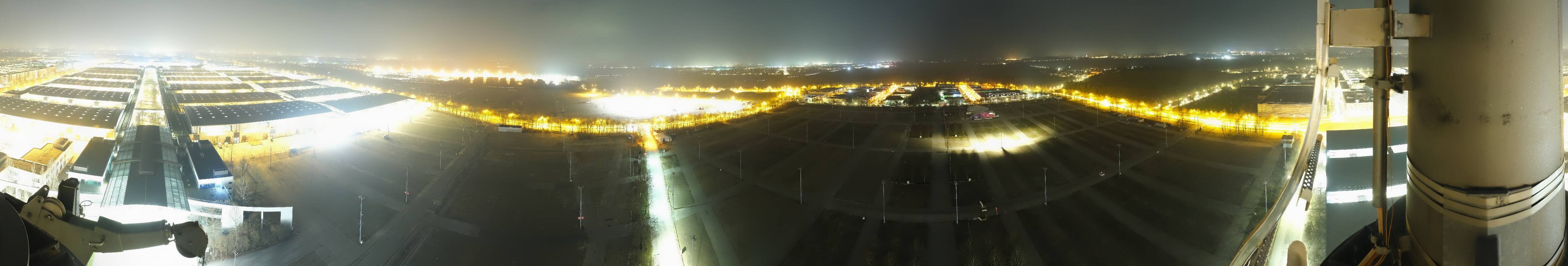 Archiv Foto Webcam München: Messeturm Riem (Messestadt Ost)