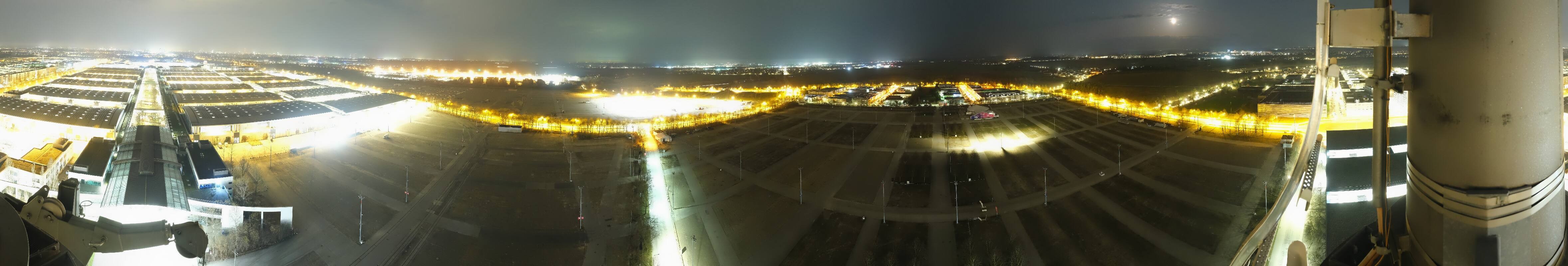 Archiv Foto Webcam München: Messeturm Riem (Messestadt Ost)