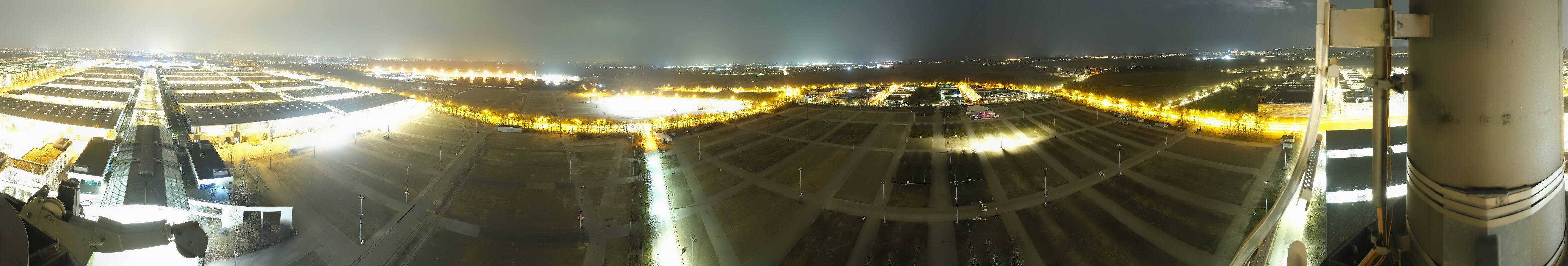 Archiv Foto Webcam München: Messeturm Riem (Messestadt Ost)