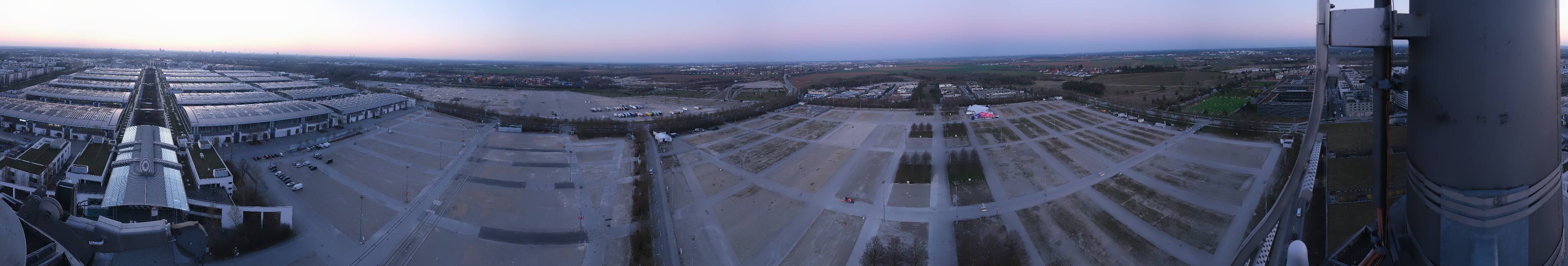 Archived image Webcam Munich: Messe München Riem
